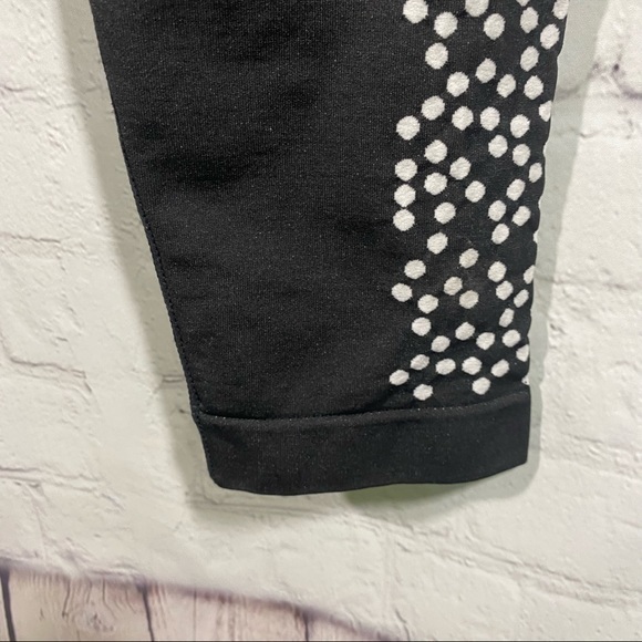 Fabletics black leggings white dot design down sides M - Picture 5 of 8